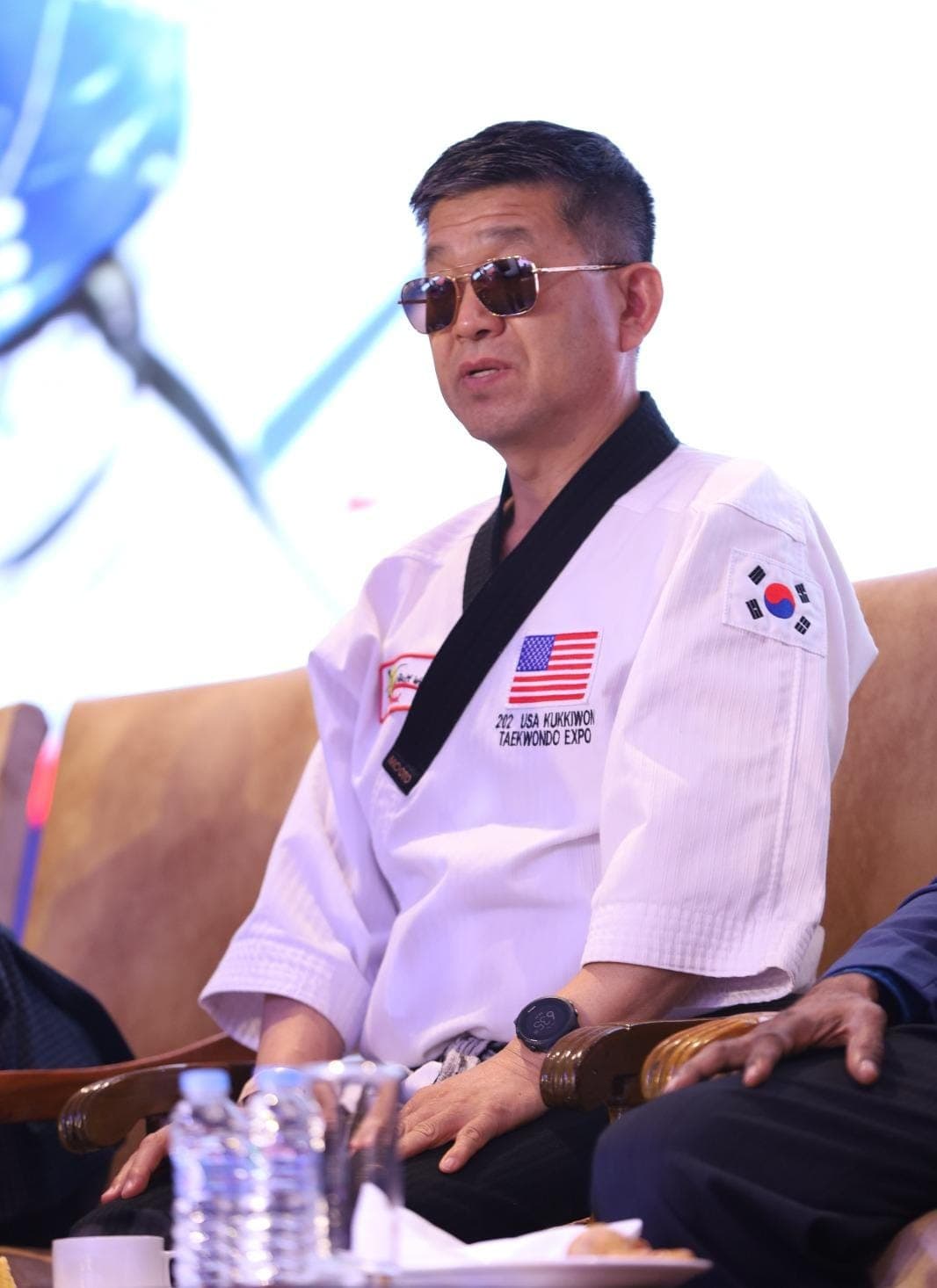 Jun Lee